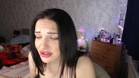 Snapshot of nikimousi chatting on March 16, 2026, 5:44 am nikimousi online show from March 16, 2026, 5:44 am