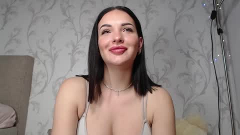 Snapshot of nikimousi chatting on May 14, 2026, 3:35 am nikimousi online show from May 14, 2026, 3:35 am
