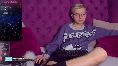 Snapshot of nikistorming chatting on January 5, 2025, 8:00 pm Niki online show from January 5, 2025, 8:00 pm