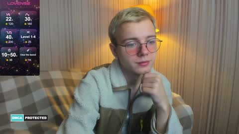 Snapshot of nikistorming chatting on January 8, 2025, 7:56 pm Niki online show from January 8, 2025, 7:56 pm