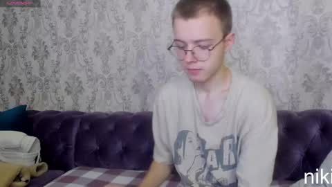 Snapshot of nikistorming chatting on February 14, 2025, 7:33 pm Niki online show from February 14, 2025, 7:33 pm