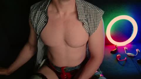 Snapshot of nikitin21 chatting on May 30, 2026, 1:46 am Sasha online show from May 30, 2026, 1:46 am