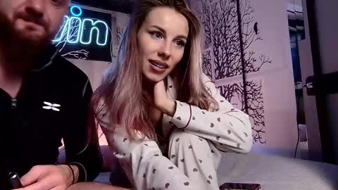 nikki7377 online show from March 12, 2025, 11:20 am