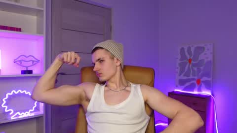 Snapshot of nikki_hard chatting on February 5, 2026, 5:50 pm nikki online show from February 5, 2026, 5:50 pm