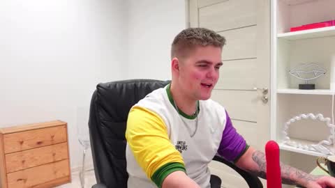 Snapshot of nikki_hard chatting on February 17, 2026, 8:48 pm nikki online show from February 17, 2026, 8:48 pm