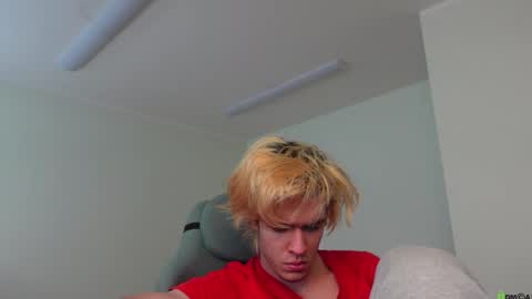 Snapshot of nikki_hard chatting on February 28, 2026, 9:32 am nikki online show from February 28, 2026, 9:32 am