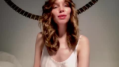 Nikki online show from January 9, 2025, 10:09 am