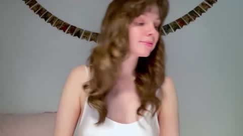 Snapshot of nikki_mi chatting on January 10, 2026, 10:06 am Nikki online show from January 10, 2026, 10:06 am