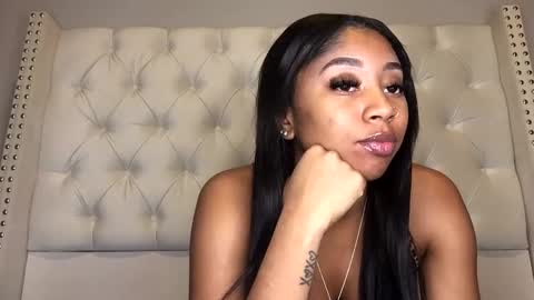 NikkiB online show from February 11, 2025, 3:50 am