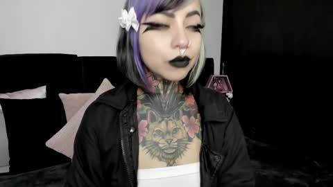 Snapshot of nikkiramone chatting on March 4, 2025, 8:35 am Nikki Ramone online show from March 4, 2025, 8:35 am