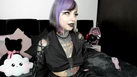Snapshot of nikkiramone chatting on March 7, 2025, 6:02 am Nikki Ramone online show from March 7, 2025, 6:02 am