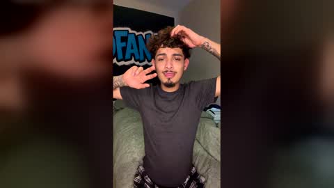 Snapshot of nikofanss chatting on March 21, 2026, 4:43 pm nikofanss online show from March 21, 2026, 4:43 pm