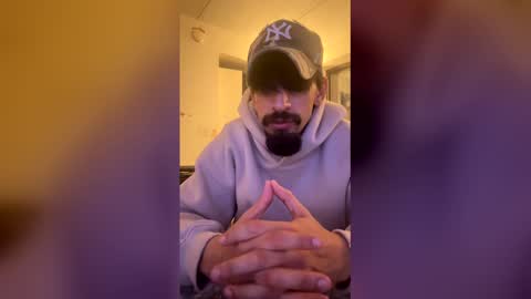 nikogigiii online show from January 13, 2026, 4:51 am