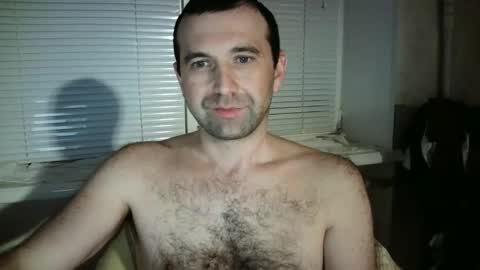 nikolas_vaz online show from October 29, 2025, 9:05 pm