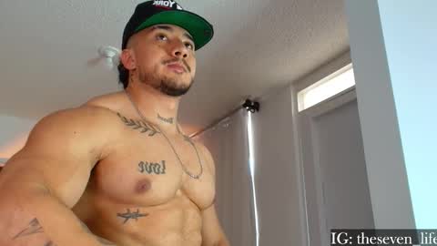 Niko online show from December 17, 2025, 7:42 pm