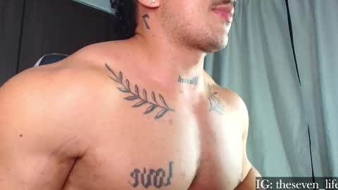 Snapshot of nikolaylisin chatting on March 24, 2026, 2:05 am Niko online show from March 24, 2026, 2:05 am