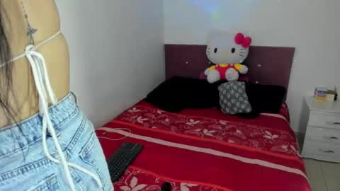 Nikole online show from December 3, 2025, 3:58 am