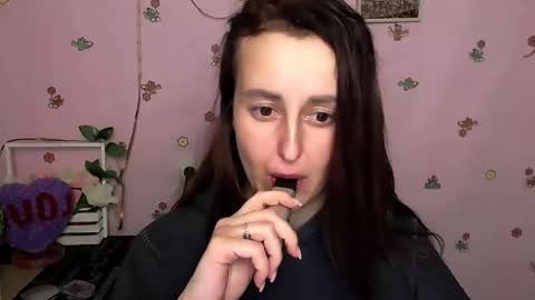 Snapshot of nikolleta_m chatting on February 14, 2026, 1:30 pm Nikolleta online show from February 14, 2026, 1:30 pm