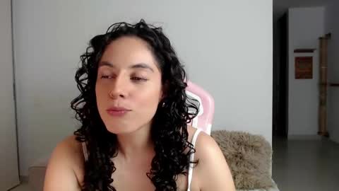 Snapshot of niky_blue chatting on February 1, 2025, 11:06 pm niky_blue online show from February 1, 2025, 11:06 pm
