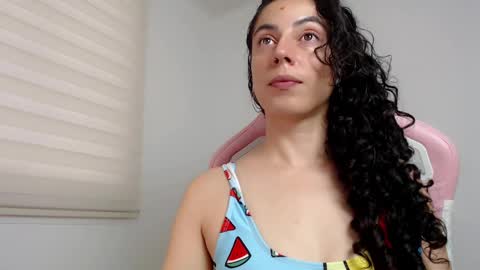 Snapshot of niky_blue chatting on March 6, 2025, 11:58 am niky_blue online show from March 6, 2025, 11:58 am