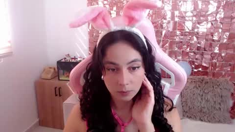 Snapshot of niky_blue chatting on October 8, 2025, 1:09 pm niky_blue online show from October 8, 2025, 1:09 pm