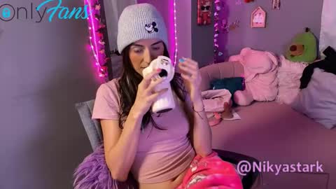 Snapshot of nikyastark chatting on January 16, 2026, 12:09 pm Niky A Stark online show from January 16, 2026, 12:09 pm