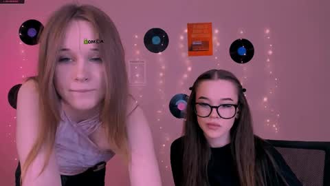 Snapshot of nila_eclipse chatting on April 7, 2026, 8:48 am nila_eclipse online show from April 7, 2026, 8:48 am