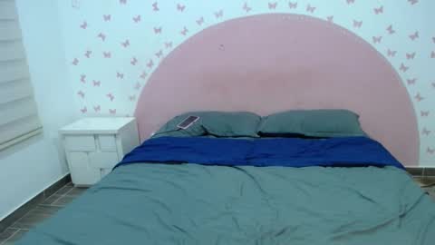 Snapshot of nila_kaia chatting on November 24, 2025, 3:50 am nila online show from November 24, 2025, 3:50 am