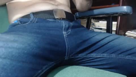 Snapshot of niluthydaniel chatting on September 27, 2025, 11:59 am niluthydaniel online show from September 27, 2025, 11:59 am
