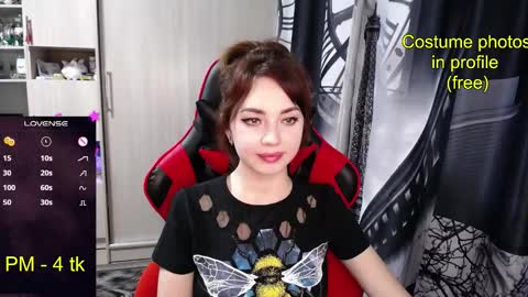 Nimfeya online show from October 27, 2025, 7:18 pm