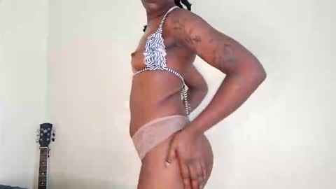 Snapshot of nina_bambi chatting on December 14, 2025, 8:20 am nina_bambi online show from December 14, 2025, 8:20 am