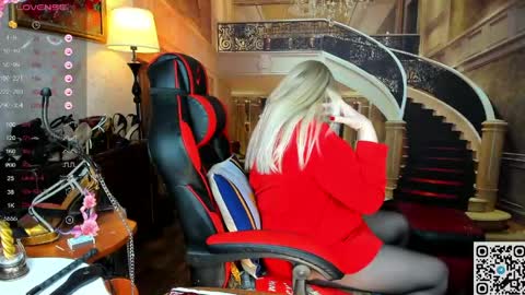 Snapshot of nina_deville chatting on April 26, 2026, 4:04 pm Nina online show from April 26, 2026, 4:04 pm