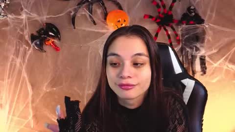 Ketrin online show from October 31, 2025, 2:34 am