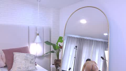 Natalia  online show from November 13, 2025, 8:52 pm