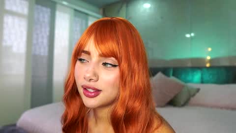 Snapshot of nina_mon chatting on December 5, 2024, 4:55 pm Angie online show from December 5, 2024, 4:55 pm