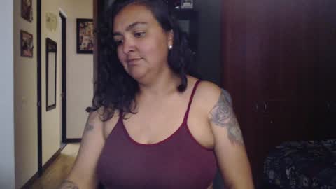 Nina Moon online show from February 3, 2025, 7:42 pm