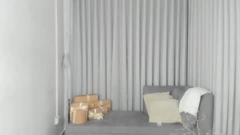 Natalia  FOLLOW ME ----  nathy po online show from December 5, 2025, 7:54 pm