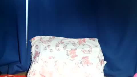 ninabrunette19 online show from February 5, 2025, 10:12 pm