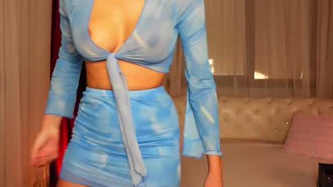 Snapshot of ninacrystal chatting on September 27, 2025, 7:46 am NinaCrystal online show from September 27, 2025, 7:46 am
