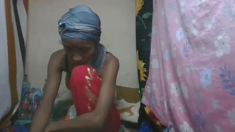 ninaeaa online show from December 18, 2025, 7:14 am