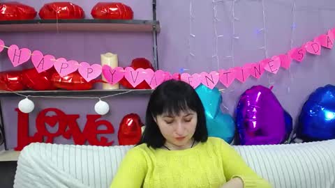 ninaflawlees online show from February 7, 2025, 11:34 pm