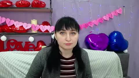 ninaflawlees online show from February 9, 2025, 7:09 pm