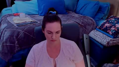 Nina Jaymes online show from May 27, 2026, 11:24 pm