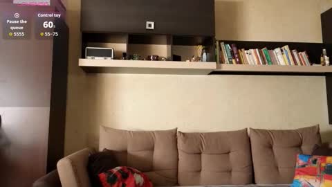 Snapshot of ninanovalicious chatting on October 23, 2025, 8:13 am NinaNovalicious online show from October 23, 2025, 8:13 am