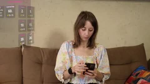 Snapshot of ninanovalicious chatting on November 18, 2025, 8:08 am NinaNovalicious online show from November 18, 2025, 8:08 am