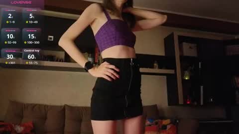NinaNovalicious online show from June 4, 2026, 7:03 am