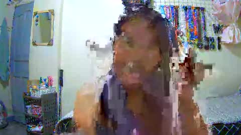 ninapatt01 online show from April 6, 2026, 5:58 pm