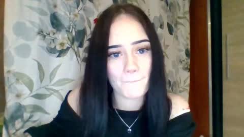 Snapshot of ninaseduce chatting on December 15, 2025, 10:36 pm Nina online show from December 15, 2025, 10:36 pm