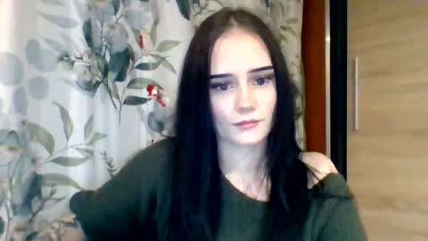 Snapshot of ninaseduce chatting on December 17, 2025, 9:21 pm Nina online show from December 17, 2025, 9:21 pm