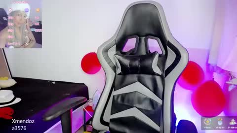 ninatinydoll1 online show from February 16, 2025, 11:59 am